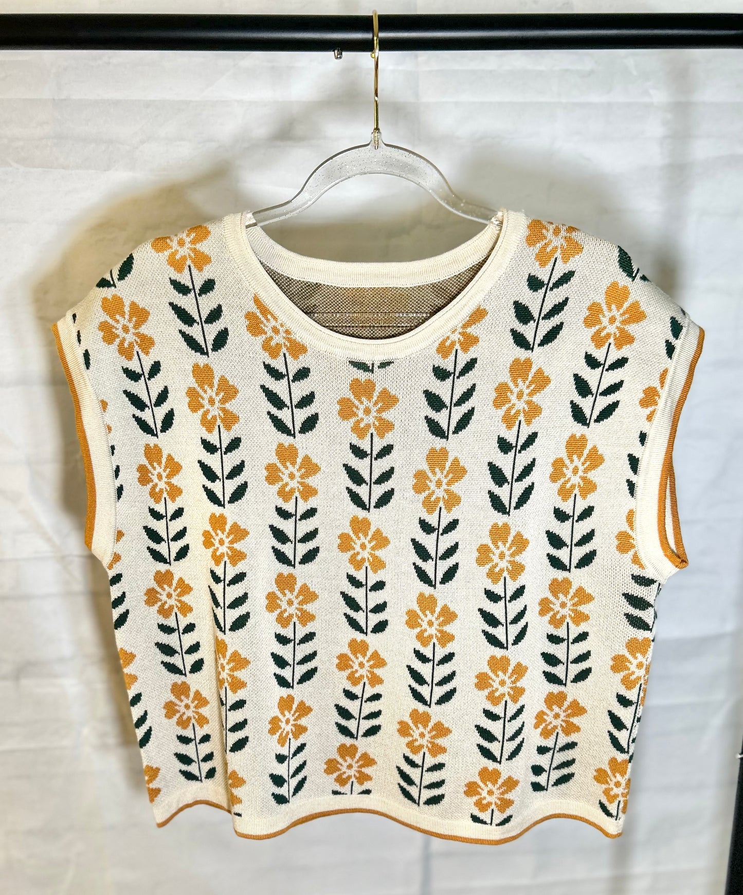 Daphne Pullover Tee